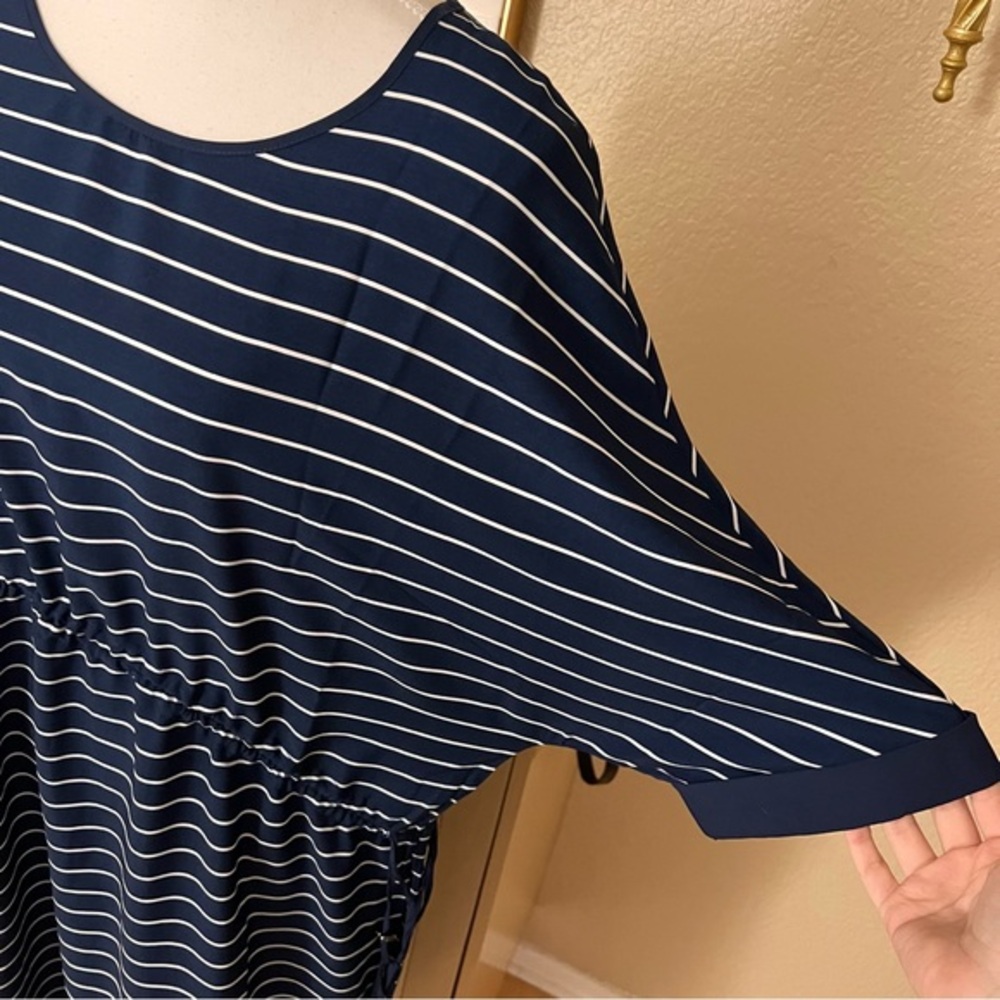 CAARA Navy Lorna Stripe Adjustable Waist Women's
Midi Dress Size Medium - Picture 3 of 9